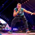 Coldplay、Glastonbury 2024 土曜日のヘッドライナーを飾ったライブ映像が公開！
