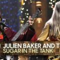 Julien Baker & TORRES、米のTV番組 The Tonight Show に出演した「Sugar In The Tank」のパフォーマンス映像が公開！