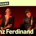 Franz Ferdinand が Johnny Marr をフィーチャーした「Build It Up」のライブ映像を公開！